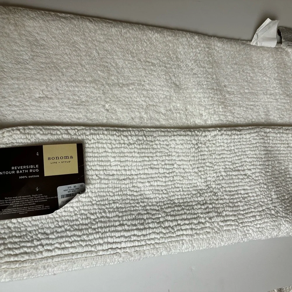Sonoma white Reversible Bath Rug Contour for going round toilet.